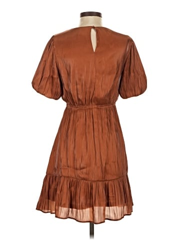 Line & Dot Casual Dress (view 2)