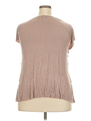 Lavish Sleeveless Top (view 2)