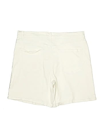Gloria Vanderbilt Khaki Shorts (view 2)
