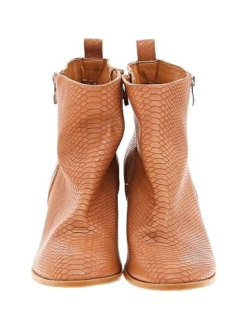 ZBY Ankle Boots (view 2)