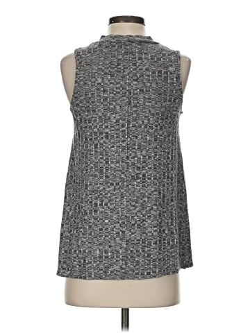 Vanity Sleeveless T-Shirt (view 2)