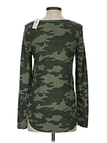 Old Navy Long Sleeve T-Shirt (view 2)