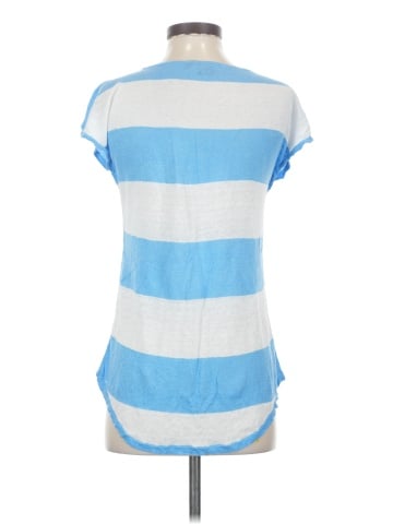 Blue Saks Fifth Avenue Short Sleeve T-Shirt (view 2)