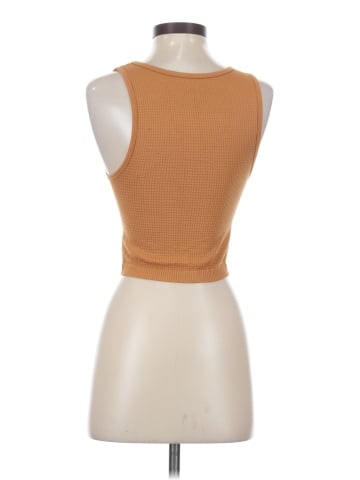 It's Sleeveless Top (view 2)