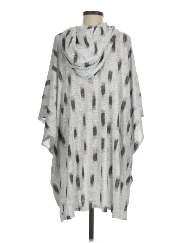 Rxmance Poncho (view 2)