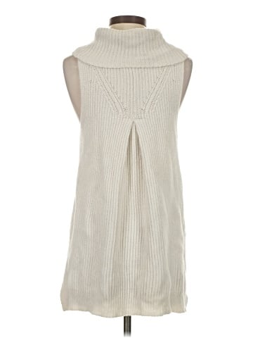 Angel of the North Sleeveless Top (view 2)