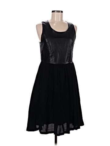 Line & Dot Casual Dress (view 1)