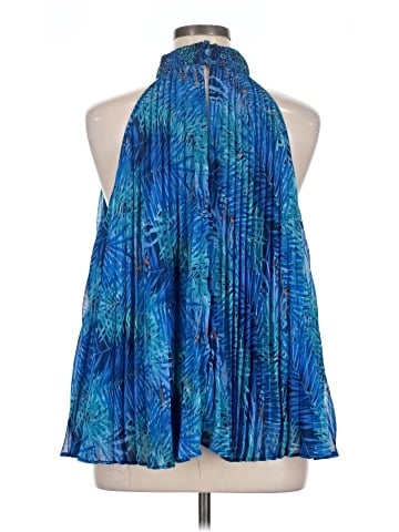 Jennifer Lopez Sleeveless Blouse (view 2)