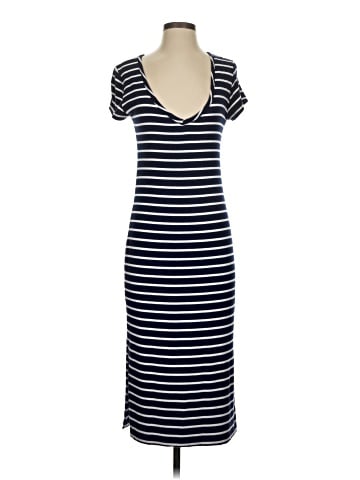 Amour Vert Casual Dress (view 1)