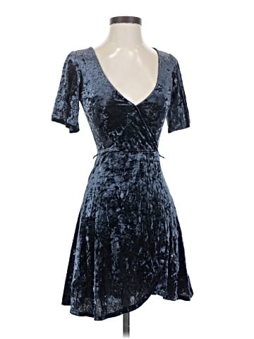 American Eagle Outfitters Cocktail Dress (view 1)