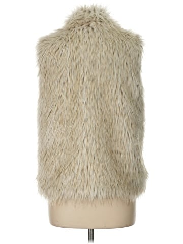 BB Dakota Faux Fur Vest (view 2)