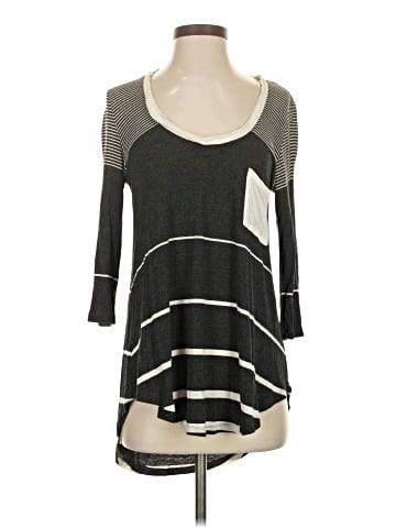 Bordeaux 3/4 Sleeve Top (view 1)