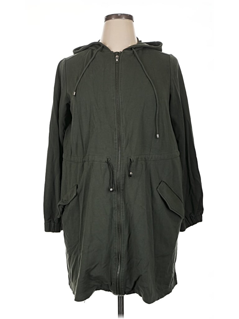 Pre-owned Torrid Raincoat In Green