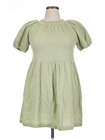 Universal Thread Casual Dress (view 1)