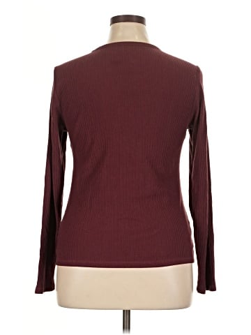 Old Navy Pullover Sweater (view 2)