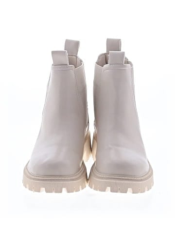 Unbranded Ankle Boots (view 2)