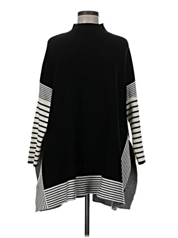 Chic Wish Poncho (view 1)