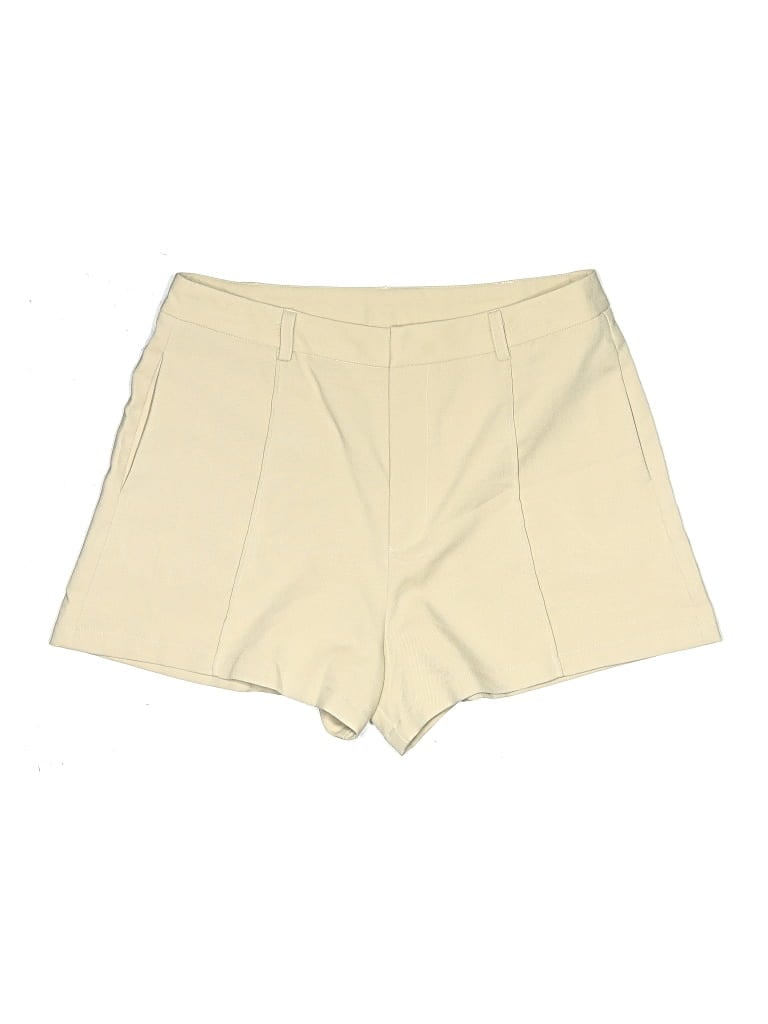 Pre-owned Commense Shorts In Ivory
