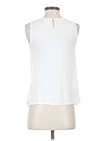 Elle Sleeveless Blouse (view 2)