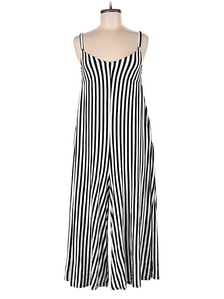 Pre-owned Torrid Jumpsuit In White