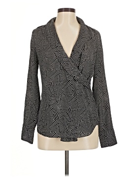White House Black Market Kimono