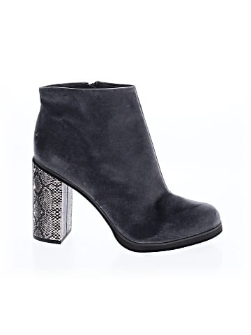 Lien.Do Ankle Boots (view 1)