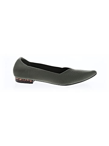 Mia Flats (view 1)