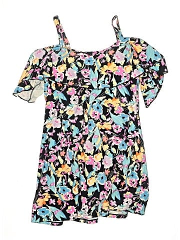 Meet.Curve Short Sleeve Blouse (view 1)
