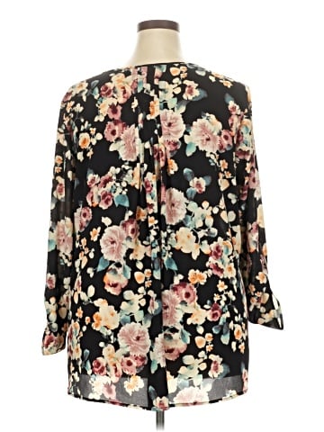 B Collection by Bobeau 3/4 Sleeve Blouse (view 2)