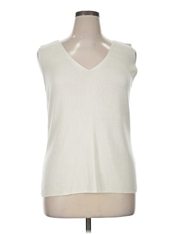 Alex Marie Sleeveless T-Shirt (view 1)