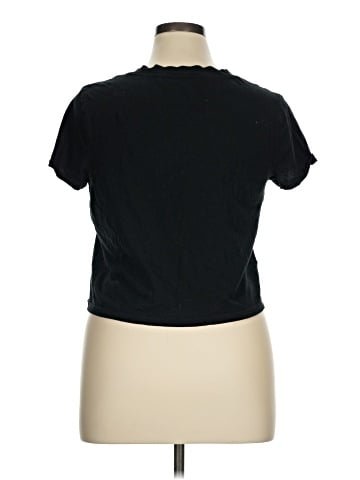 Universal Thread Short Sleeve T-Shirt (view 2)