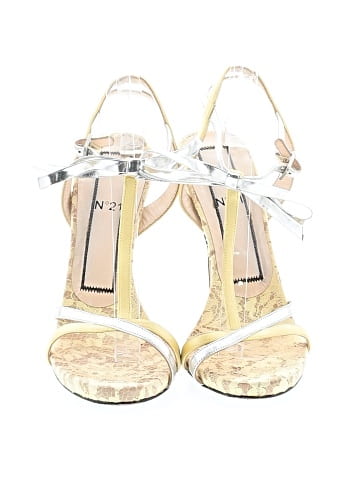 No. 21 Sandals (view 2)
