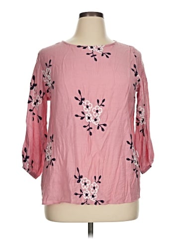 Kindred 3/4 Sleeve Blouse (view 1)