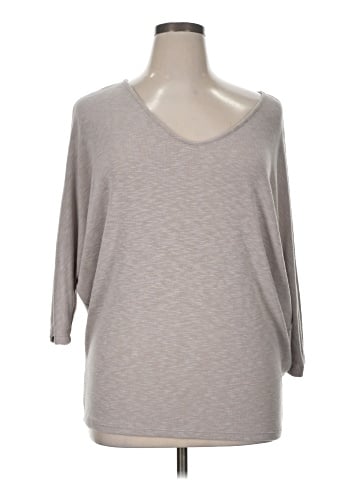 Laila Jayde 3/4 Sleeve Top (view 1)