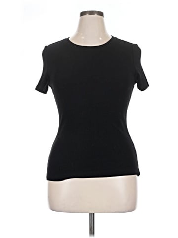 Trendy Queen Short Sleeve T-Shirt (view 1)