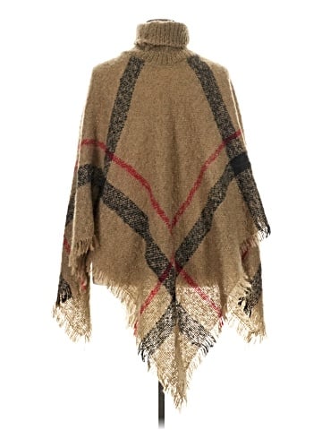 Mystree Poncho (view 2)