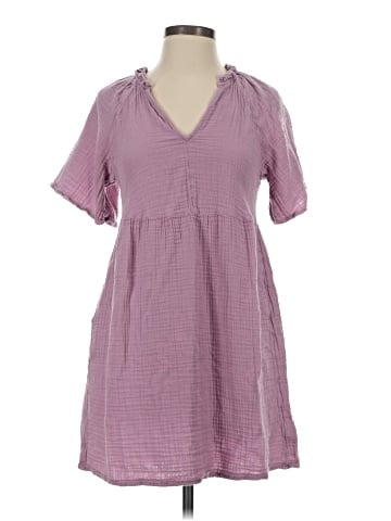 Old Navy Casual Dress (view 1)