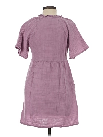 Old Navy Casual Dress (view 2)