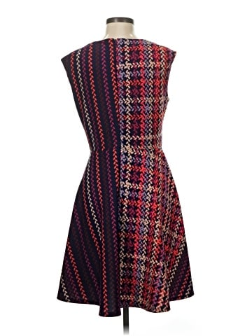 Donna Morgan Casual Dress (view 2)