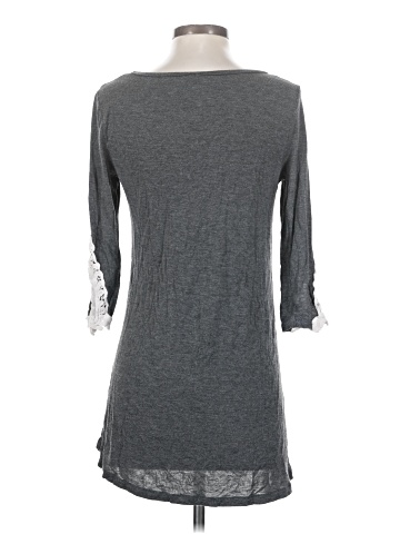 Vanity 3/4 Sleeve Top (view 2)