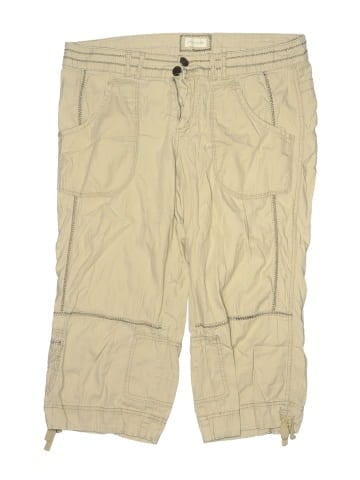 Maurices Cargo Shorts (view 1)