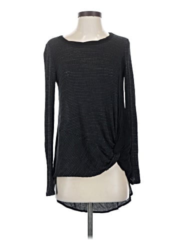 Everleigh Long Sleeve T-Shirt (view 1)