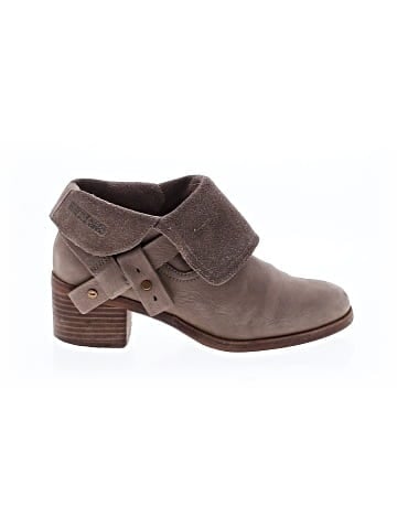 Ugg Ankle Boots (view 1)