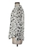 Vince Camuto 100% Polyester Animal Print Silver Long Sleeve Blouse Size M - photo 5