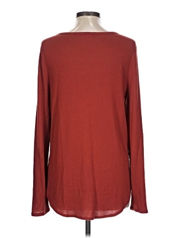 Old Navy Long Sleeve T-Shirt (view 2)