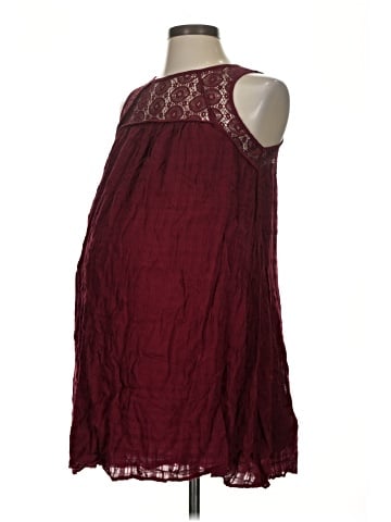 Liz Lange Maternity for Target Sleeveless Blouse (view 1)
