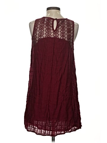 Liz Lange Maternity for Target Sleeveless Blouse (view 2)