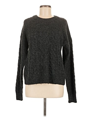 Old Navy Pullover Sweater (view 1)