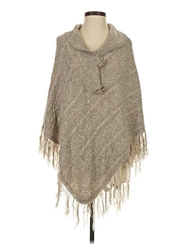 Allie & Rob Poncho (view 1)