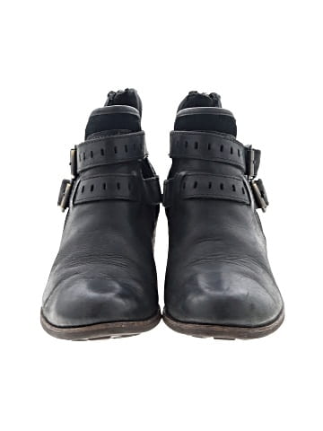 Ugg Ankle Boots (view 2)